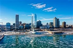 Las Vegas - Milwaukee (with return) from $125