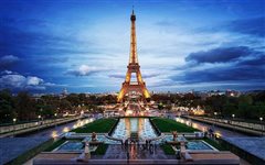 New York - Paris (with return) from $2.445