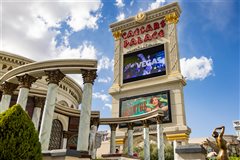 Milwaukee - Las Vegas (with return) from $85,18