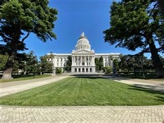 Las Vegas - Sacramento (with return) from $79
