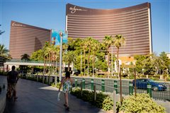 Chicago - Las Vegas (with return) from $80